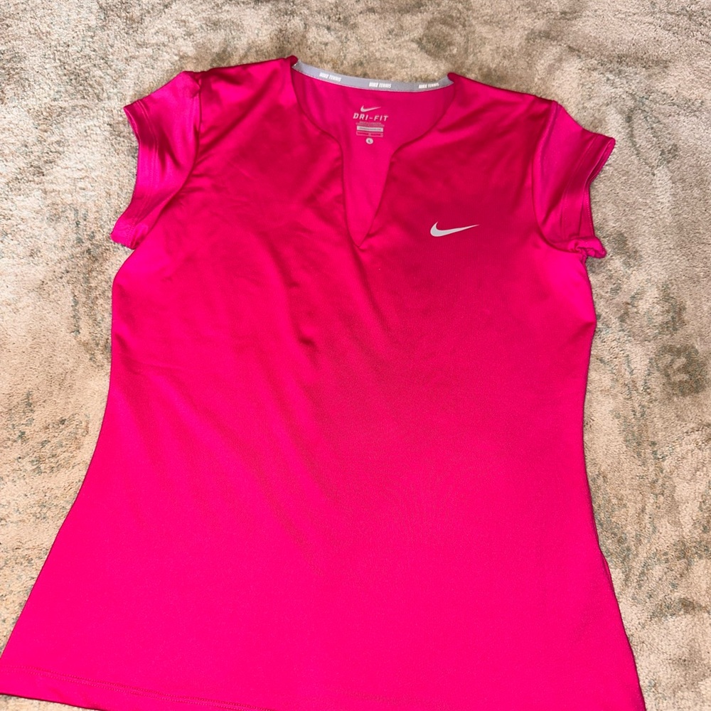 Nike Women's Bright Pink Short Sleeve Tennis Tee Large